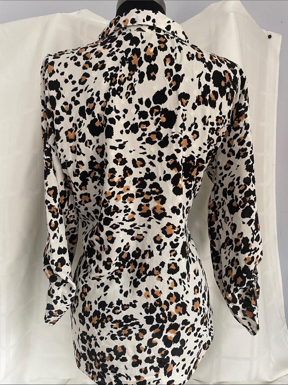 Adrienne Vittadini Leopard Long-Sleeve Black/Brown/White Size S PTP 20, L26 - Picture 4 of 7